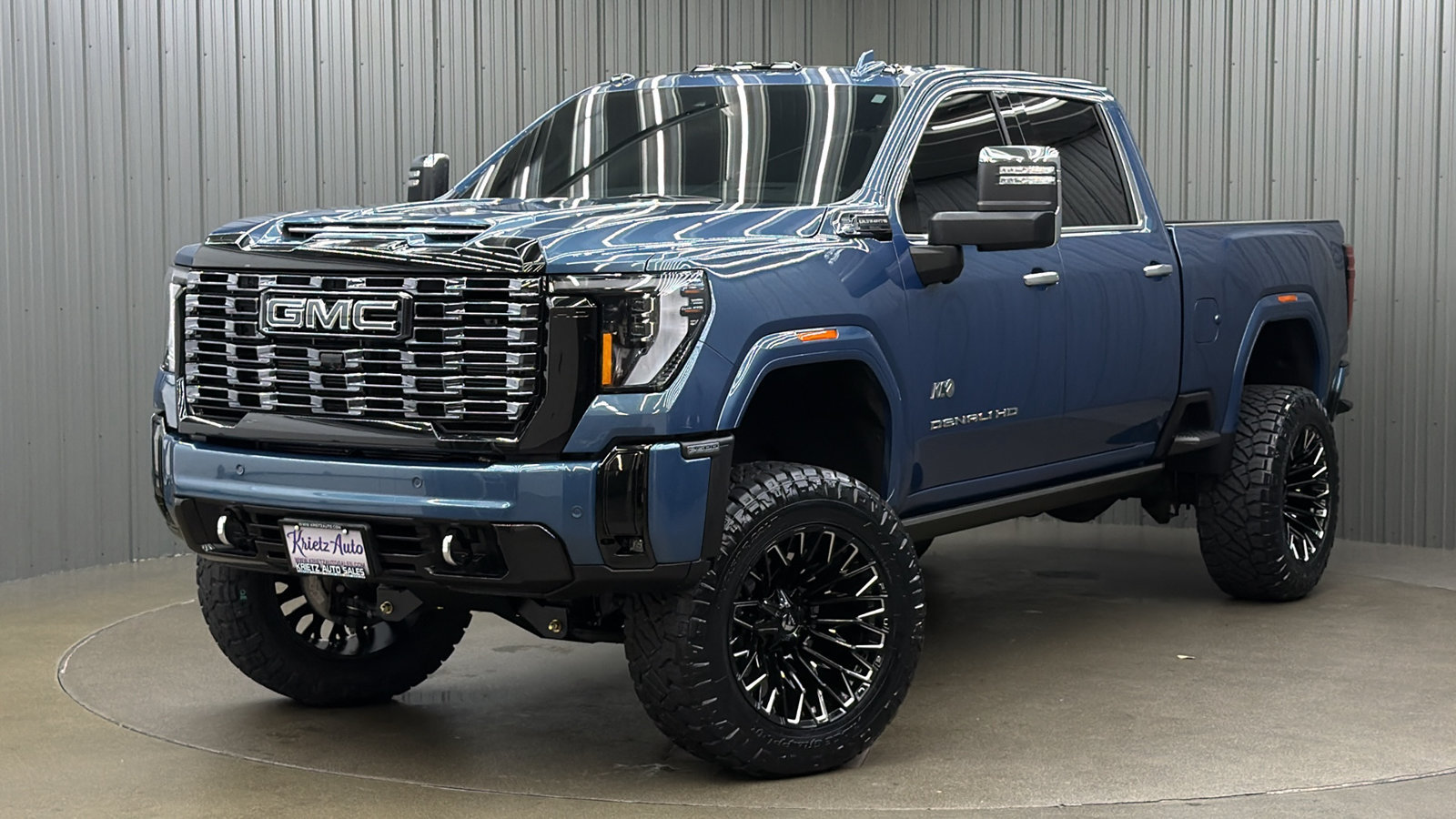 Used 2026 GMC Sierra 2500 Denali Ultimate AWD/4WD image 1