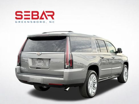 Used 2018 Cadillac Escalade ESV Platinum AWD/4WD image 8