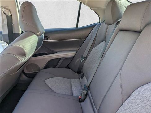 Used 2020 Toyota Camry LE FWD image 17