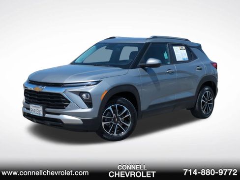 Used 2024 Chevrolet TrailBlazer LT FWD image 1