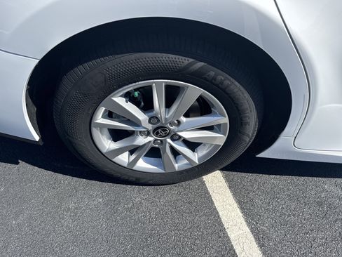 New 2025 Toyota Camry LE w/ Convenience Package image 11