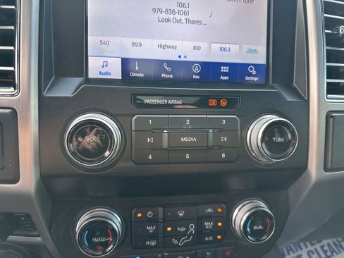 Used 2020 Ford F250 Platinum w/ FX4 Off-Road Package image 35