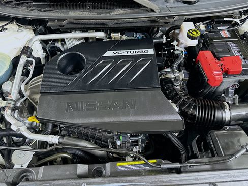 Used 2023 Nissan Rogue SL FWD image 32