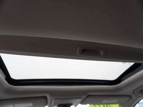 Used 2025 Honda CR-V EX image 13