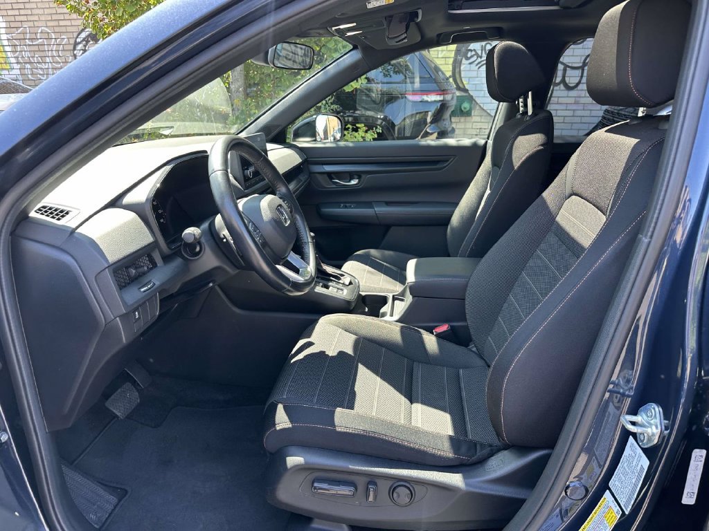 Used 2024 Honda CR-V Sport image 13