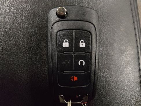 Used 2017 GMC Terrain SLE w/ Driver Alert Package I FWD image 32