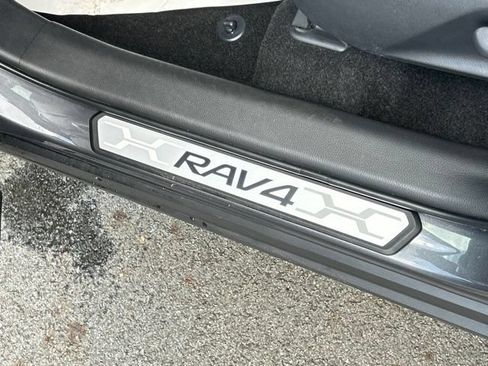 Used 2025 Toyota RAV4 LE AWD/4WD image 19
