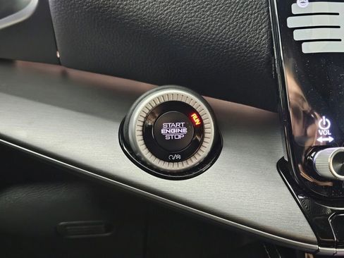 New 2026 Jeep Grand Wagoneer L Limited w/ Rear Seat Video Group I image 25