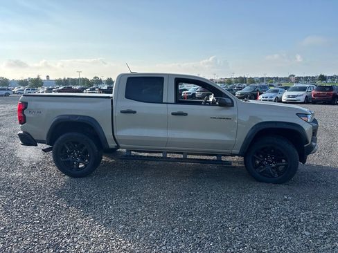 Used 2024 Chevrolet Colorado Trail Boss w/ Advanced Trailering Package AWD/4WD image 11