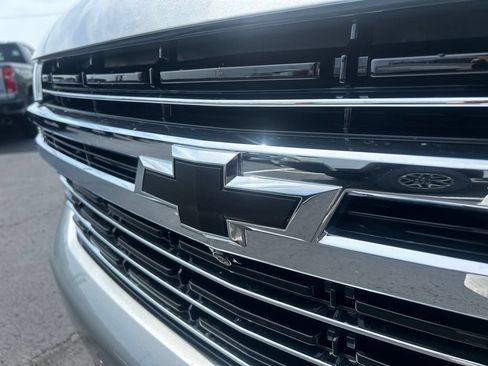 Used 2023 Chevrolet Tahoe LT w/ Luxury Package AWD/4WD image 10