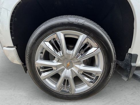 Used 2023 Chevrolet Silverado 1500 High Country w/ High Country Premium Package image 28