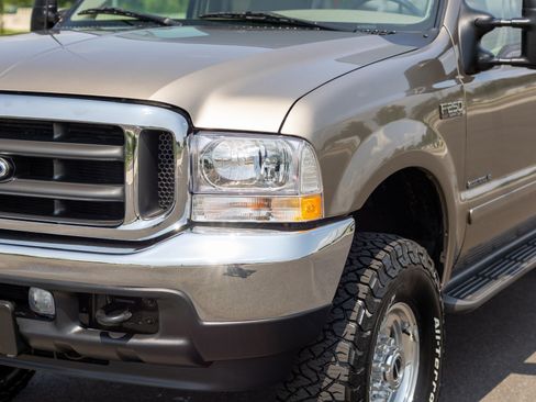 Used 2002 Ford F250 XL AWD/4WD image 21