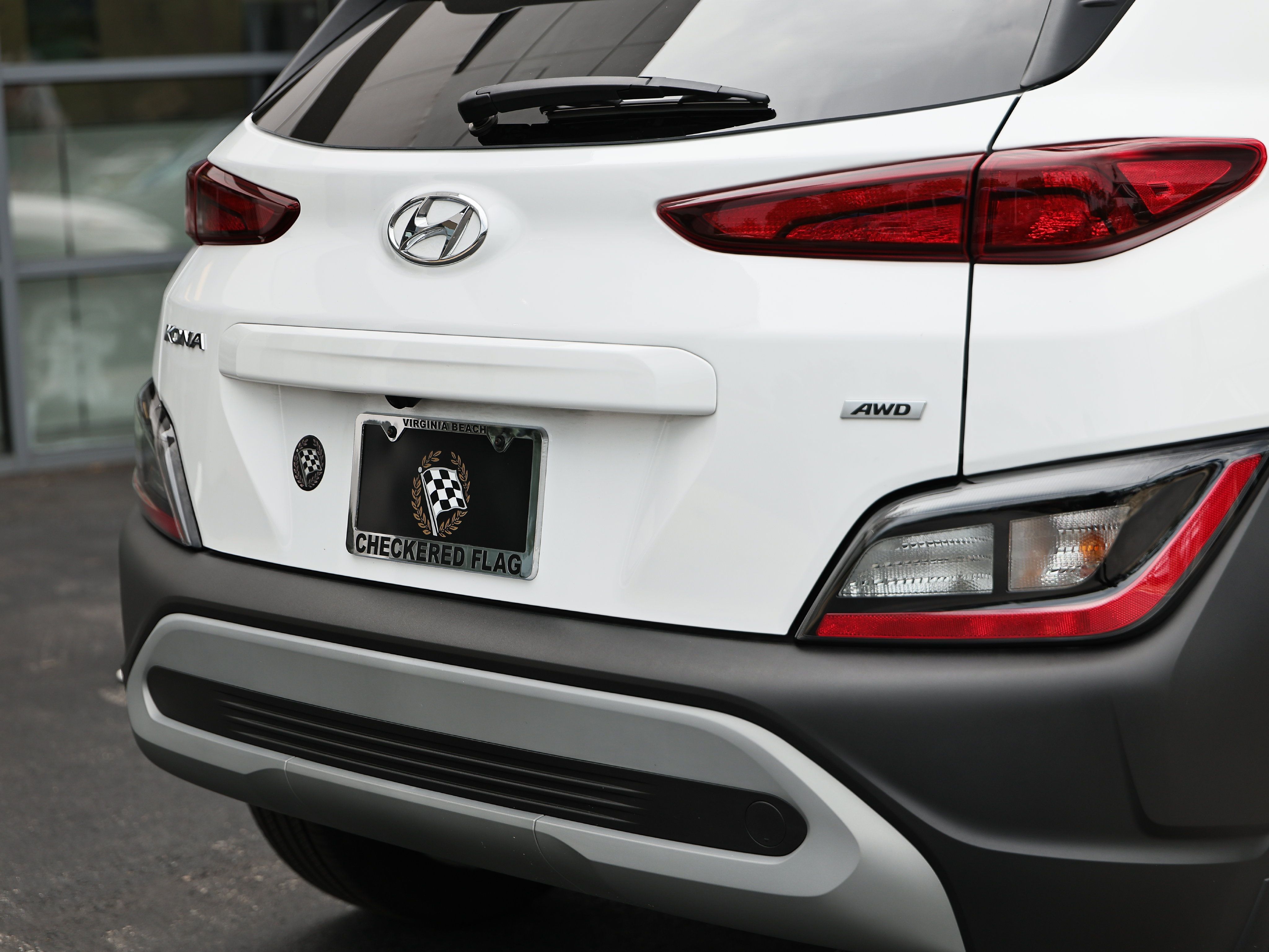 Used 2023 Hyundai Kona SEL w/ Cargo Package AWD/4WD image 9