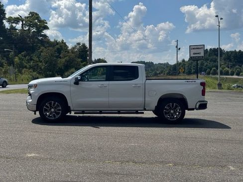 Certified 2023 Chevrolet Silverado 1500 LT AWD/4WD image 4