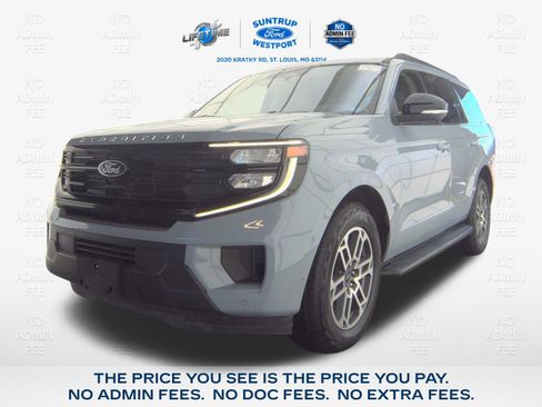 Used 2025 Ford Expedition Active AWD/4WD image 1