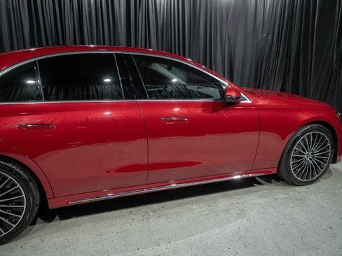 New 2026 Mercedes-Benz E 450 4MATIC Sedan image 4