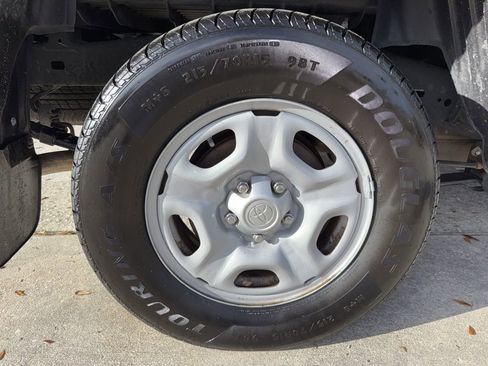 Used 2014 Toyota Tacoma 2WD Access Cab w/ Convenience Package image 33