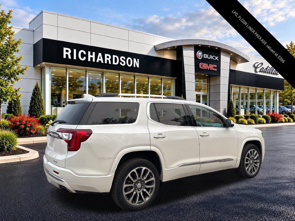 Used 2021 GMC Acadia Denali w/ Denali Ultimate Package AWD/4WD image 4