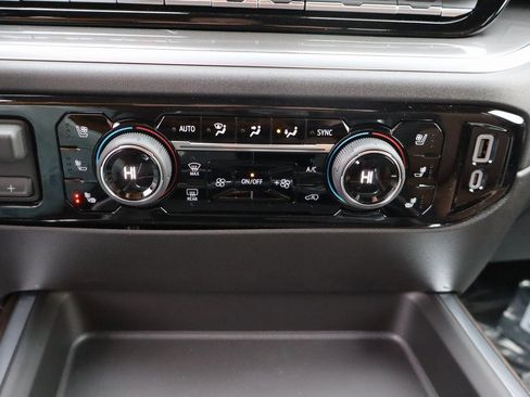 New 2026 Chevrolet Silverado 3500 High Country w/ Technology Package image 15