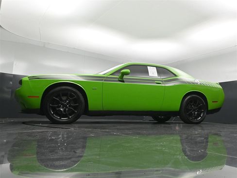 Used 2017 Dodge Challenger GT w/ GT Interior Package AWD/4WD image 26