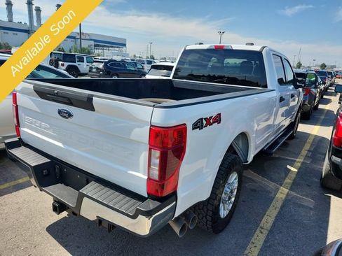 Used 2022 Ford F250 XLT AWD/4WD image 4