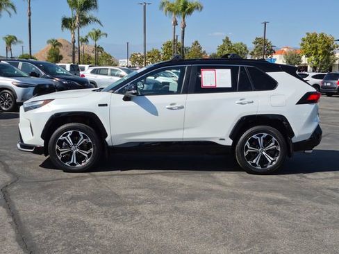 Used 2024 Toyota RAV4 XSE w/ Weather Package AWD/4WD image 9