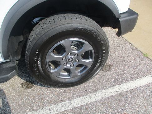 Used 2024 Ford Bronco Big Bend AWD/4WD image 22