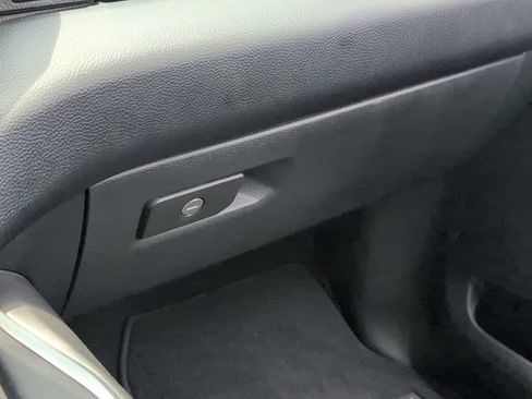 Used 2019 RAM 1500 Big Horn RWD image 17