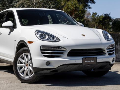 Used 2013 Porsche Cayenne Diesel AWD/4WD image 9