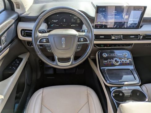 Certified 2023 Lincoln Nautilus Reserve FWD image 16