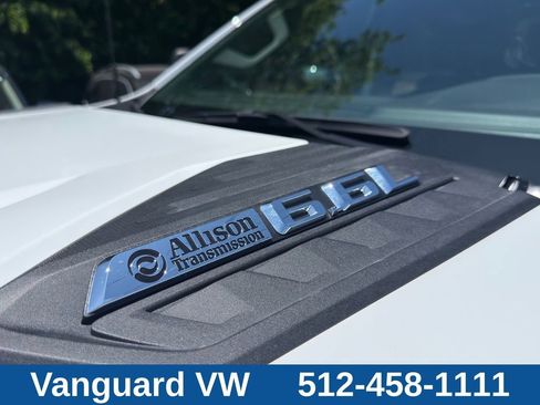Used 2025 Chevrolet Silverado 2500 LT w/ Convenience Package AWD/4WD image 6