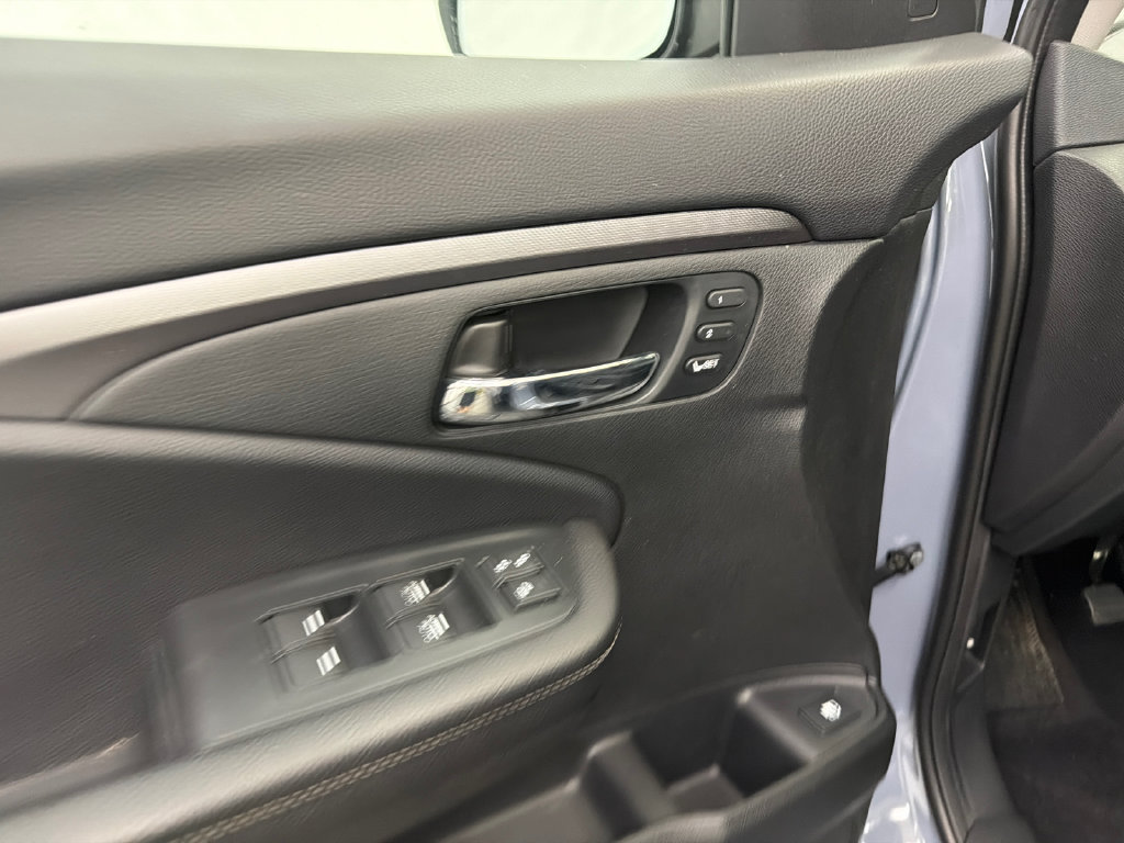 Used 2023 Honda Ridgeline RTL-E image 12