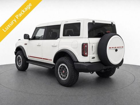 Used 2026 Ford Bronco Outer Banks w/ Sasquatch Package AWD/4WD image 4