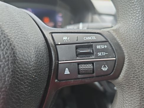 Used 2023 Honda Accord EX image 16