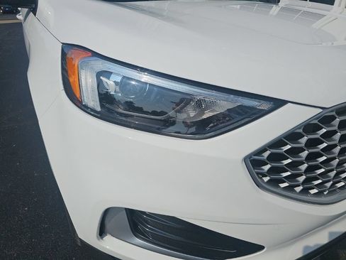 Used 2024 Ford Edge SEL AWD/4WD image 7