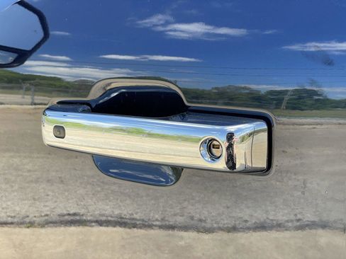 Used 2024 Ford F250 Lariat w/ Lariat Ultimate Package image 39