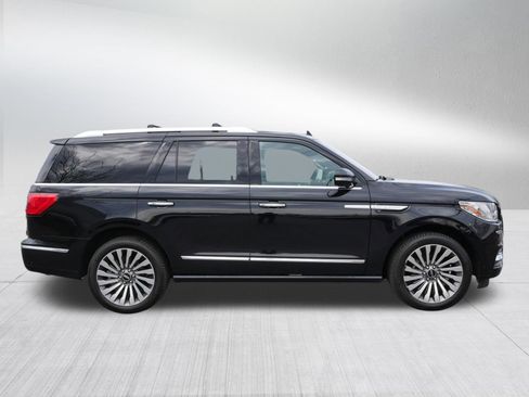 Used 2018 Lincoln Navigator Reserve w/ Technology Package AWD/4WD image 8