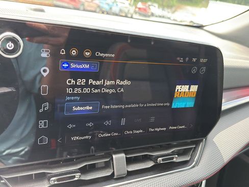Used 2025 Chevrolet Equinox RS w/ Convenience Package III FWD image 24