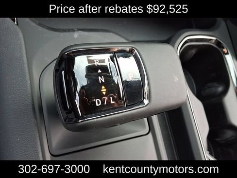 New 2025 GMC Sierra 1500 AT4 w/ AT4 Premium Package AWD/4WD image 17