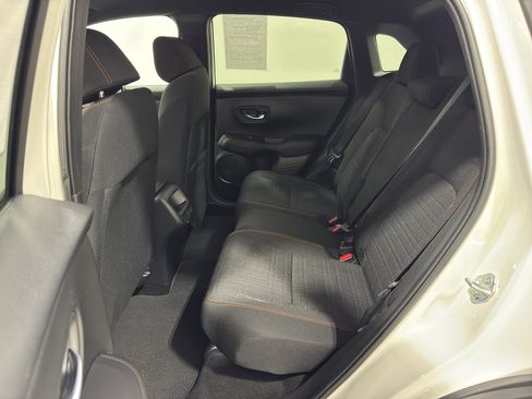 Used 2025 Honda HR-V Sport image 42