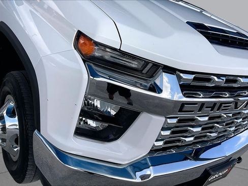 Used 2022 Chevrolet Silverado 3500 LT w/ Convenience Package RWD image 25