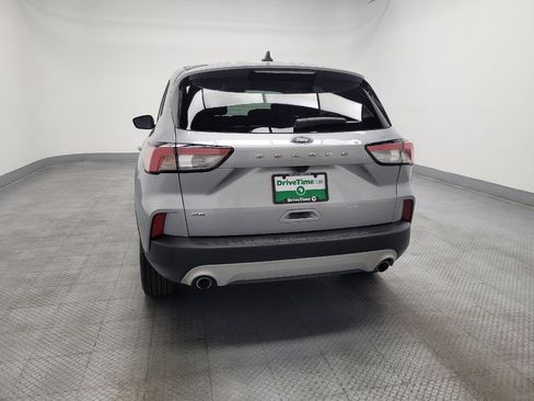 Used 2021 Ford Escape SE FWD image 6