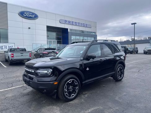 Used 2025 Ford Bronco Sport Outer Banks w/ Outer Banks Tech Package+ image 3