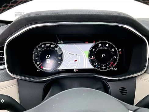 Used 2023 Jaguar F-PACE SVR AWD/4WD image 27