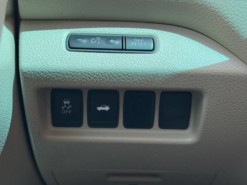 Used 2013 Nissan Altima 2.5 SV w/ 2.5SV Convenience Pkg image 20