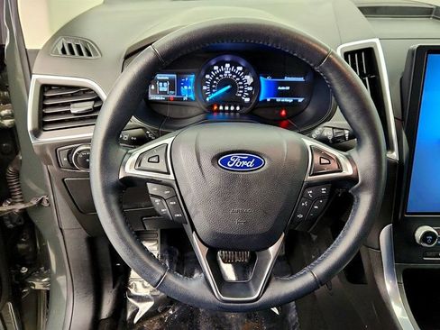 Used 2024 Ford Edge Titanium AWD/4WD image 13