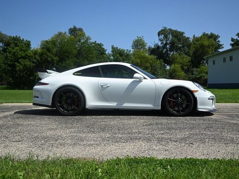 Used 2014 Porsche 911 GT3 RWD image 9