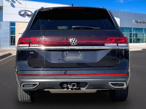 Used 2025 Volkswagen Atlas SE FWD image 4