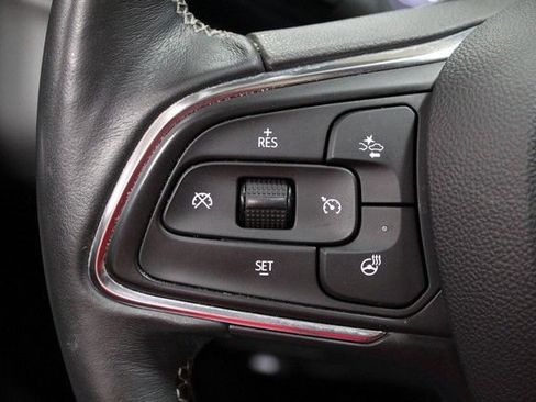 Used 2023 Buick Encore GX Essence FWD image 23