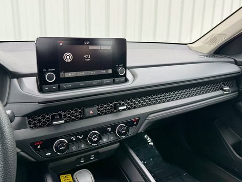 Used 2024 Honda Accord EX image 19